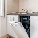 Comodo Al Molo Acquario A-c Apartment Genoa