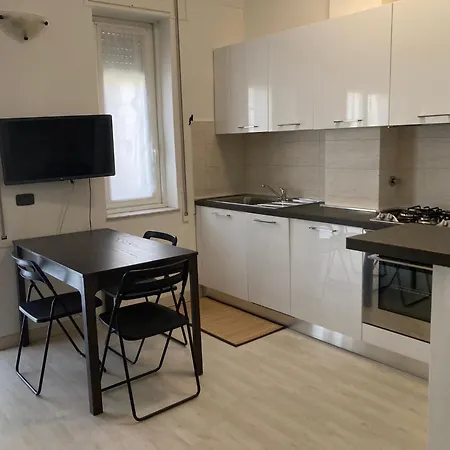 Comodo Al Molo Acquario A-c *