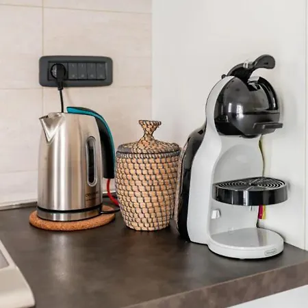 Comodo Al Molo Acquario A-c Genova